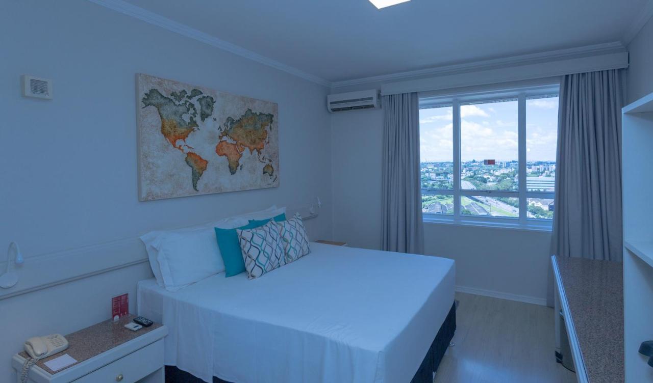 Lizon Curitiba Hotel Bagian luar foto